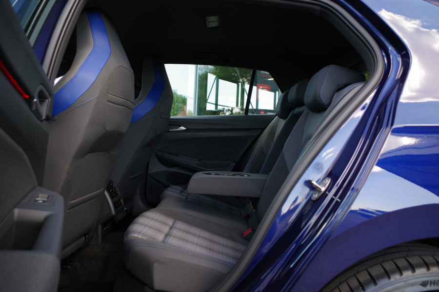 Volkswagen Golf 1.4 eHybrid GTE 245 PK PHEV, Camera, Navigatie, Stoelverwarming, Winterpakket