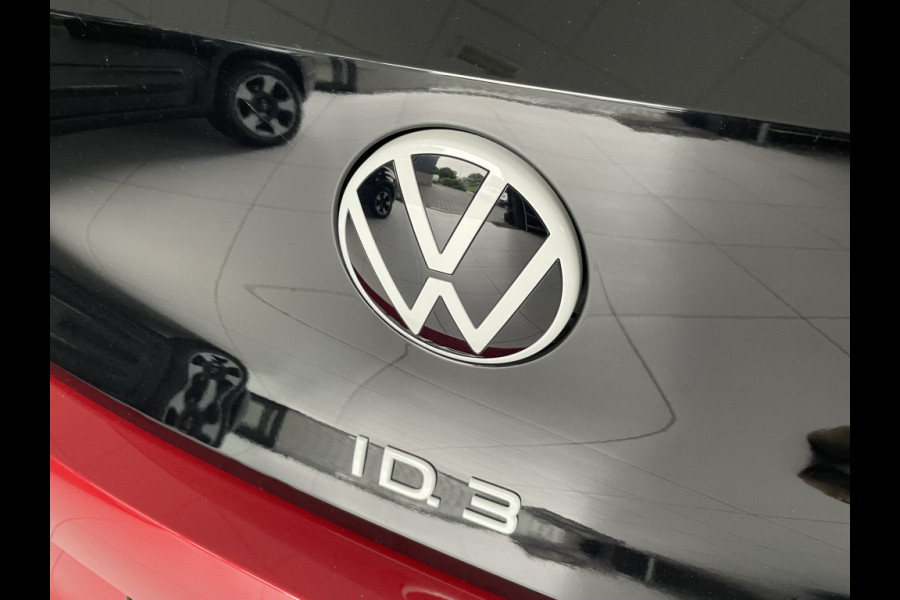 Volkswagen ID.3 Pro Advantage 58 kWh NIEUW! Automaat - Cruise control - Airco - Parkeersensoren - achteruitrijcamera - navigatie - Multifunctioneel stuurwiel