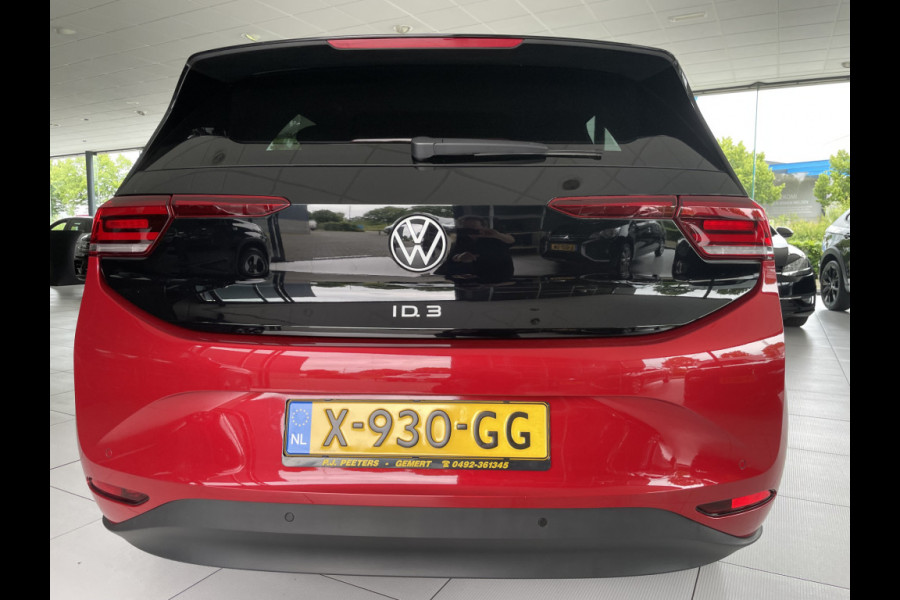 Volkswagen ID.3 Pro Advantage 58 kWh NIEUW! Automaat - Cruise control - Airco - Parkeersensoren - achteruitrijcamera - navigatie - Multifunctioneel stuurwiel