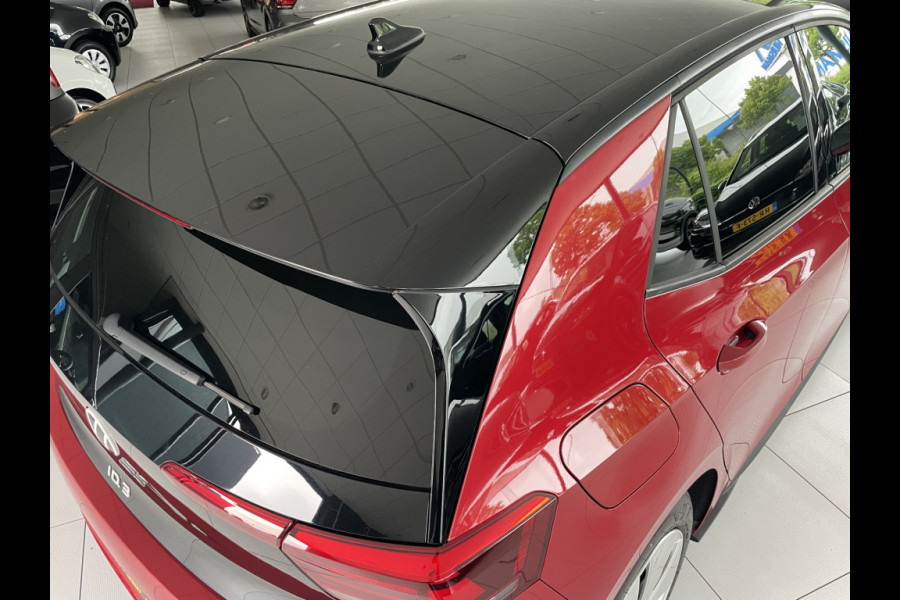 Volkswagen ID.3 Pro Advantage 58 kWh NIEUW! Automaat - Cruise control - Airco - Parkeersensoren - achteruitrijcamera - navigatie - Multifunctioneel stuurwiel