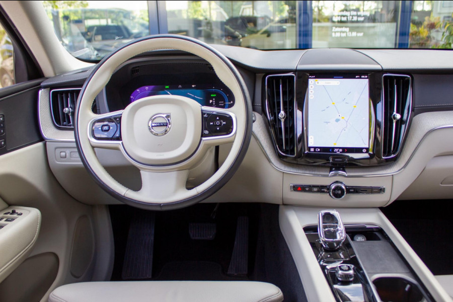 Volvo XC60 2.0 T6 Plug-in hybrid AWD Inscription|Prijs rijklaar incl. 12 mnd garantie | LMV PDC Panodak Camera