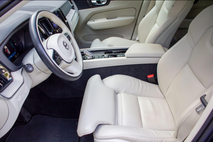 Volvo XC60 2.0 T6 Plug-in hybrid AWD Inscription|Prijs rijklaar incl. 12 mnd garantie | LMV PDC Panodak Camera