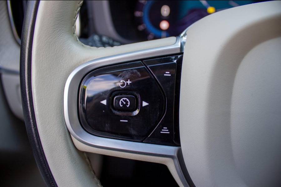 Volvo XC60 2.0 T6 Plug-in hybrid AWD Inscription|Prijs rijklaar incl. 12 mnd garantie | LMV PDC Panodak Camera