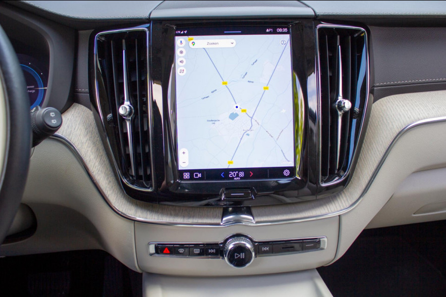 Volvo XC60 2.0 T6 Plug-in hybrid AWD Inscription|Prijs rijklaar incl. 12 mnd garantie | LMV PDC Panodak Camera