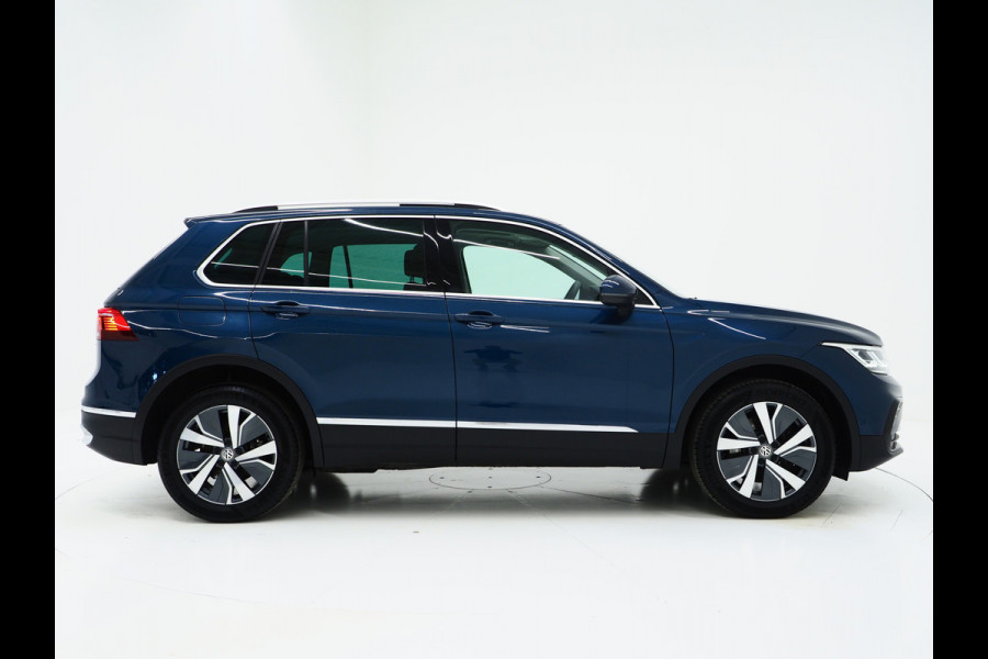 Volkswagen Tiguan 1.4 TSI eHybrid Elegance | Panoramadak | Adaptive Cruise | Virtual | Camera | Stoel/Stuurverwarming