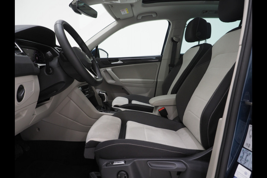 Volkswagen Tiguan 1.4 TSI eHybrid Elegance | Panoramadak | Adaptive Cruise | Virtual | Camera | Stoel/Stuurverwarming