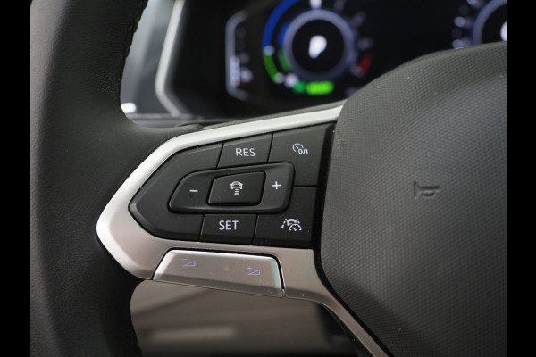 Volkswagen Tiguan 1.4 TSI eHybrid Elegance | Panoramadak | Adaptive Cruise | Virtual | Camera | Stoel/Stuurverwarming