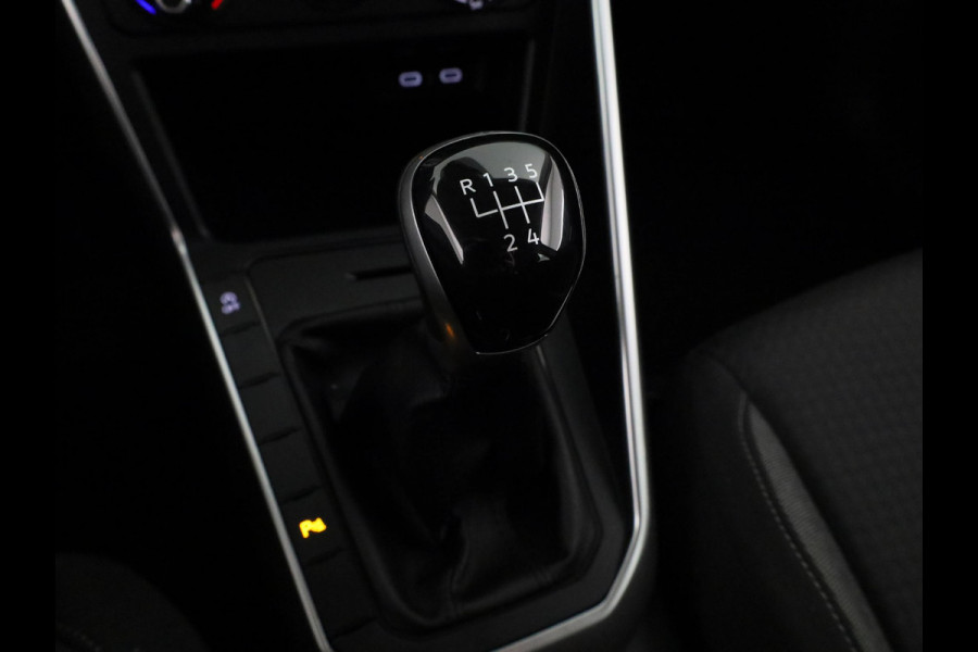 Volkswagen Polo 1.0 TSI Life 95 pk | Navigatie via App | Parkeersensoren | Adaptieve cruise control | LED koplampen |