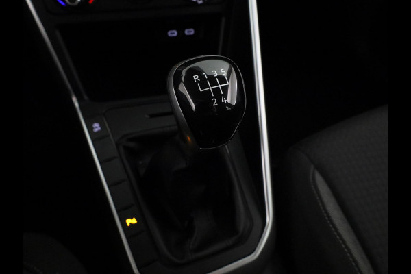 Volkswagen Polo 1.0 TSI Life 95 pk | Navigatie via App | Parkeersensoren | Adaptieve cruise control | LED koplampen |