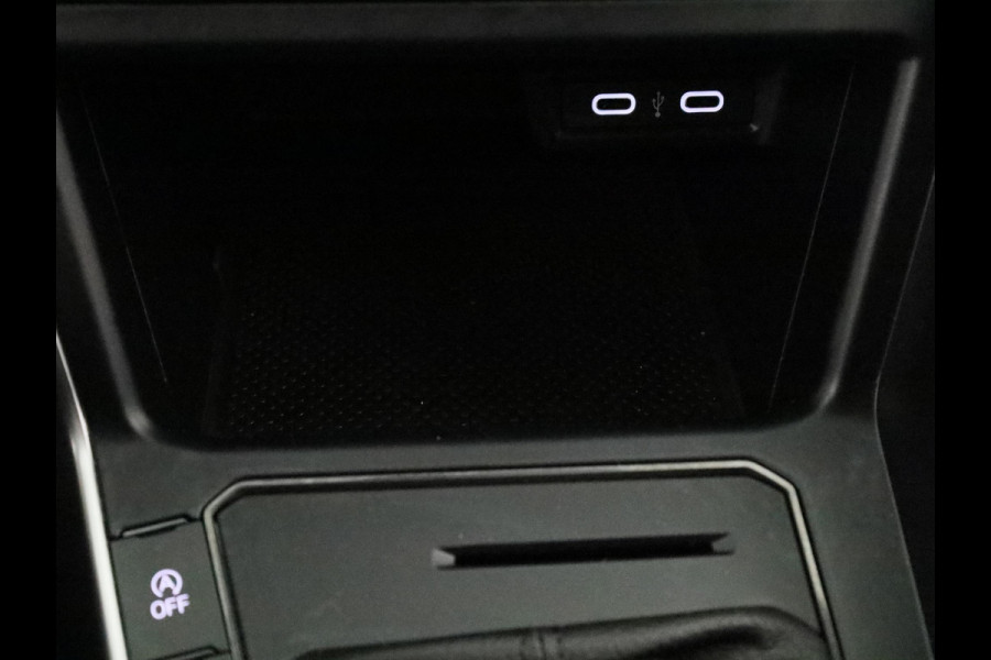 Volkswagen Polo 1.0 TSI Life 95 pk | Navigatie via App | Parkeersensoren | Adaptieve cruise control | LED koplampen |
