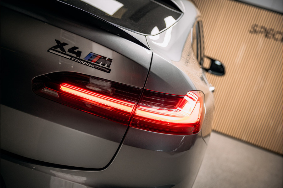 BMW X4 M Competition Zeer rijk uitgevoerde BMW X4 M Competition