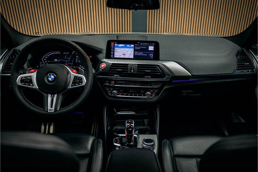BMW X4 M Competition Zeer rijk uitgevoerde BMW X4 M Competition