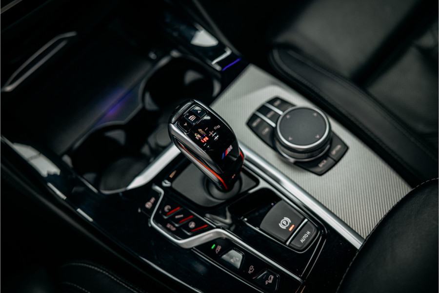BMW X4 M Competition Zeer rijk uitgevoerde BMW X4 M Competition