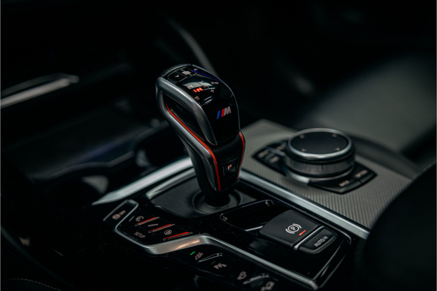 BMW X4 M Competition Zeer rijk uitgevoerde BMW X4 M Competition