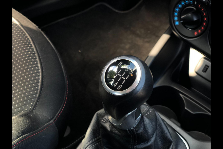 Opel Corsa 1.0 Turbo Online Edition | Navi, Cruise, Carplay/android, Stoel+Stuurverw, DAB| NAP | 1e Eigenaar |