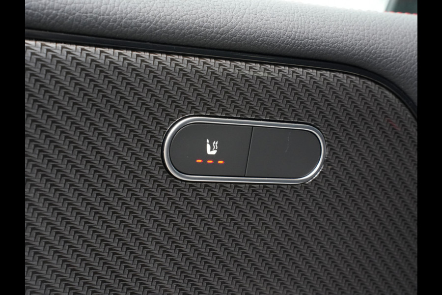 Mercedes-Benz B-Klasse 180 Business Solution AMG Automaat | Panoramadak | Navigatie | LED