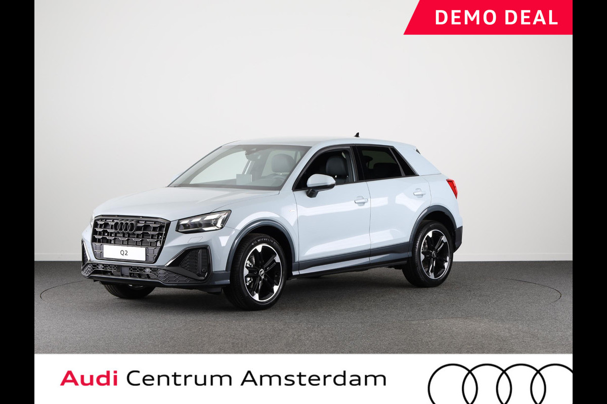 Audi Q2 35 TFSI S Edition 150pk S-tromic | Stoelverwarming | Optiek pakket zwart plus, | 18 inch lichtmetalen velgen | Audi soundsysteem Audi Q2 35 TFSI S Edition 150pk S-tromic | Stoelverwarming | Optiek pakket zwart plus, | 18 inch lichtmetalen velgen | Audi soundsysteem