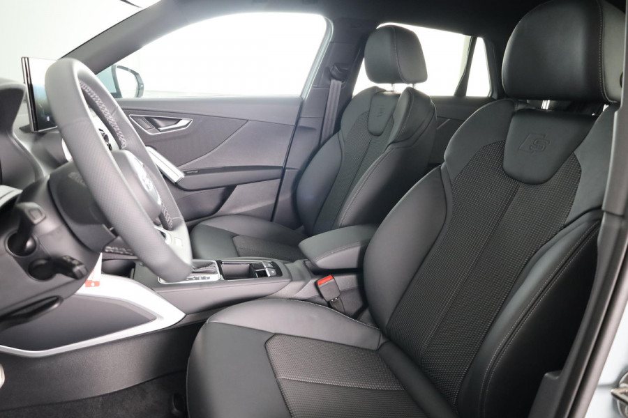 Audi Q2 35 TFSI S Edition 150pk  S-tromic | Stoelverwarming | Optiek pakket zwart plus, | 18 inch lichtmetalen velgen | Audi soundsysteem