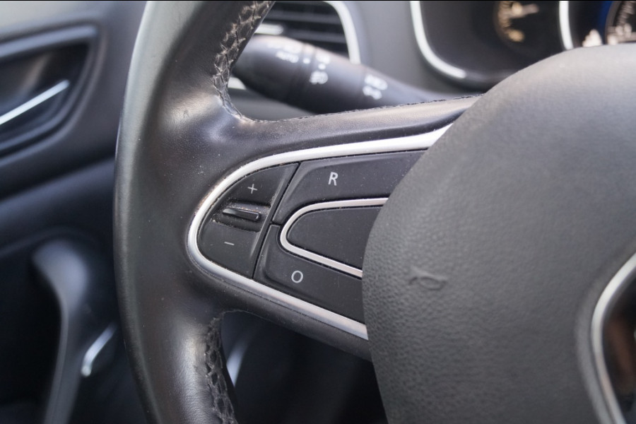 Renault Mégane Estate 1.3 TCe Bose -NAVI-ECC-PDC-CAM-