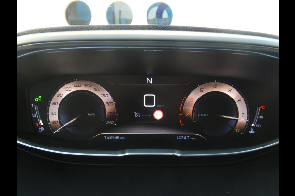 Peugeot 3008 1.6 e-THP GT Line | TREKHAAK | LEDEREN BEKLEDING |