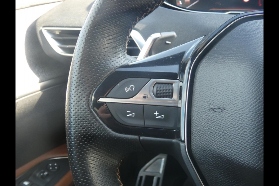 Peugeot 3008 1.6 e-THP GT Line | TREKHAAK | LEDEREN BEKLEDING |