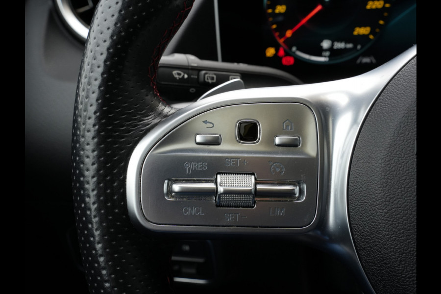 Mercedes-Benz B-Klasse 180 Business Solution AMG Automaat | Panoramadak | Navigatie | LED