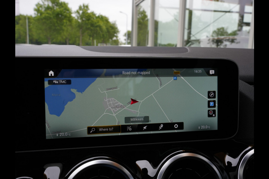 Mercedes-Benz B-Klasse 180 Business Solution AMG Automaat | Panoramadak | Navigatie | LED
