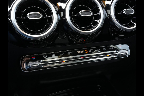 Mercedes-Benz B-Klasse 180 Business Solution AMG Automaat | Panoramadak | Navigatie | LED