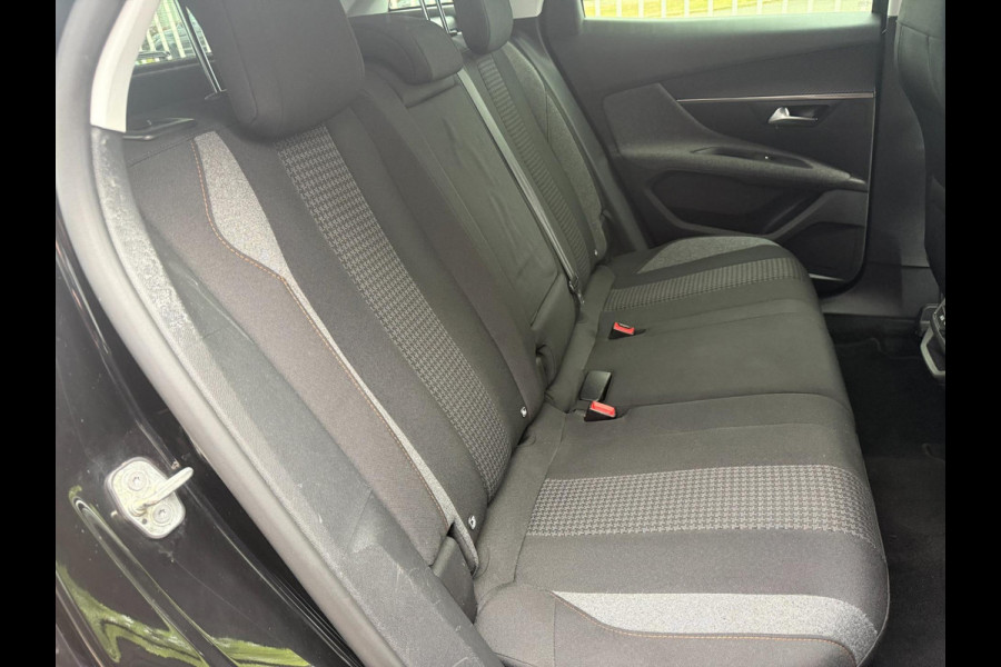 Peugeot 3008 1.2 PureTech Blue Lease Exe | Navi | Cruise