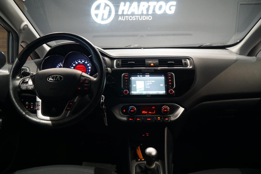 Kia Rio 1.2 CVVT ExecutiveLine + CAMERA / NAVIGATIE / STOELVERWARMING