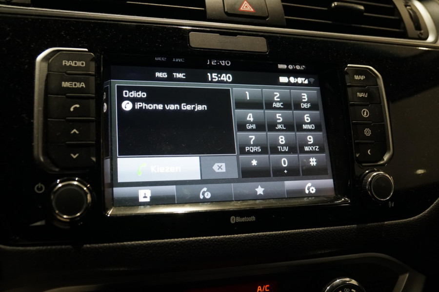 Kia Rio 1.2 CVVT ExecutiveLine + CAMERA / NAVIGATIE / STOELVERWARMING