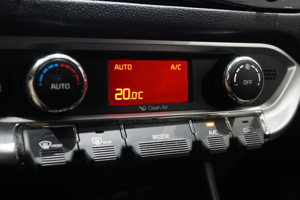 Kia Rio 1.2 CVVT ExecutiveLine + CAMERA / NAVIGATIE / STOELVERWARMING