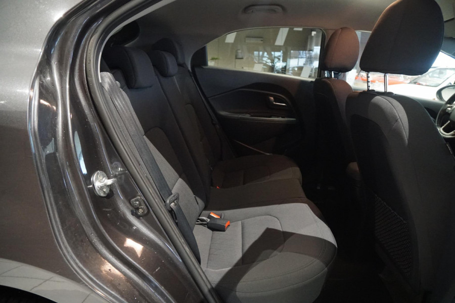 Kia Rio 1.2 CVVT ExecutiveLine + CAMERA / NAVIGATIE / STOELVERWARMING