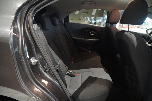 Kia Rio 1.2 CVVT ExecutiveLine + CAMERA / NAVIGATIE / STOELVERWARMING
