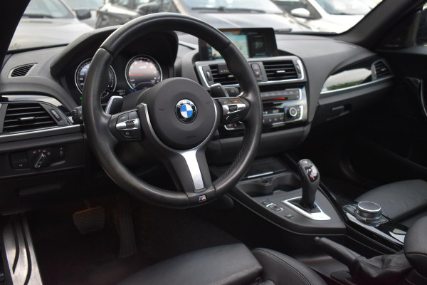 BMW 1-serie M140i xDrive High Executive Pano Camera H/K Leder Elekstoel