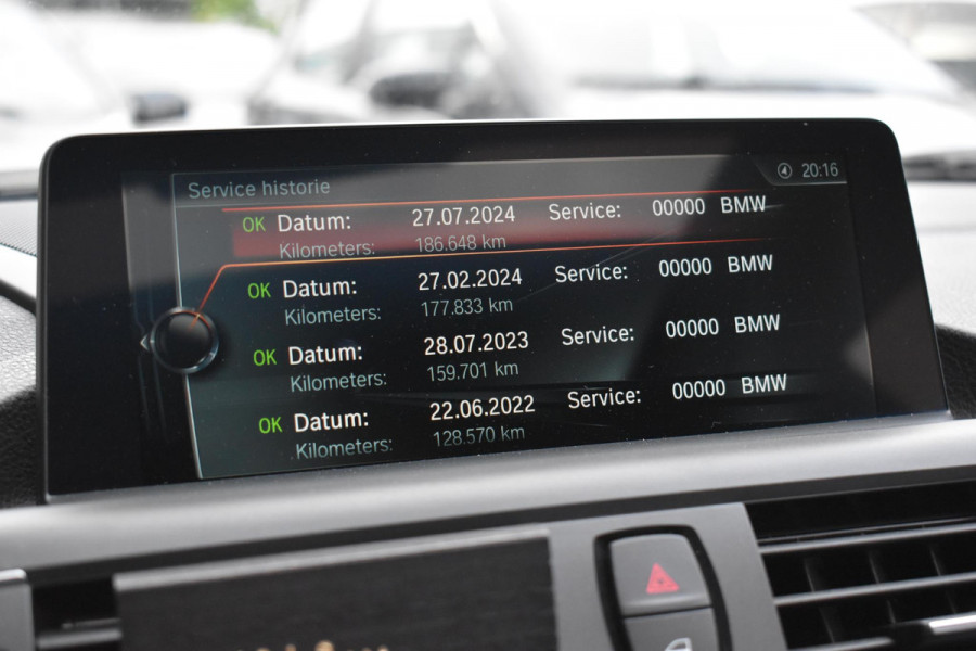 BMW 1-serie M140i xDrive High Executive Pano Camera H/K Leder Elekstoel