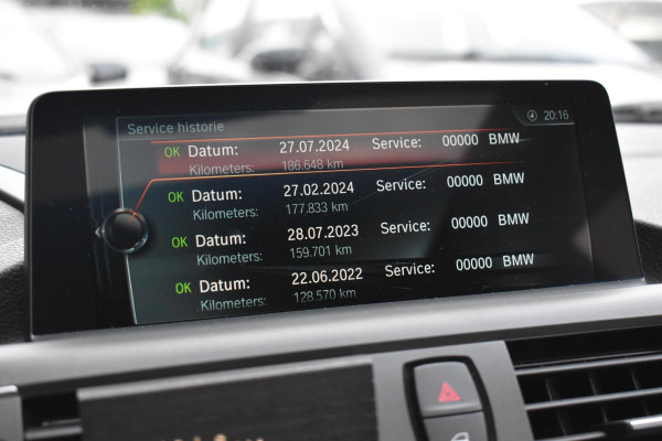 BMW 1-serie M140i xDrive High Executive Pano Camera H/K Leder Elekstoel