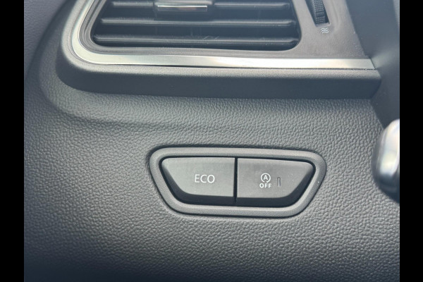 Renault Kadjar 1.2 TCe Limited Navigatie Led Trekhaak PDC Clima