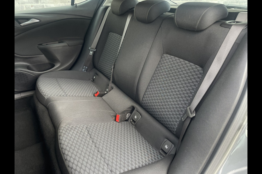 Opel Astra 1.0 Online Edition | Navi | Carplay | Parkeersensoren | Cruise | Airco