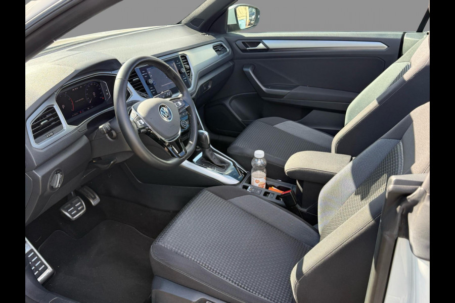 Volkswagen T-Roc Cabrio 1.5 TSI Style 150pk Automaat | Adaptieve Cruise | Stoelverwarming | Digitale Cock pit | Dealer onderhouden | Dodehoeksensoren