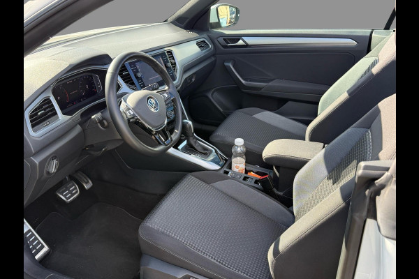 Volkswagen T-Roc Cabrio 1.5 TSI Style 150pk Automaat | Adaptieve Cruise | Stoelverwarming | Digitale Cock pit | Dealer onderhouden | Dodehoeksensoren
