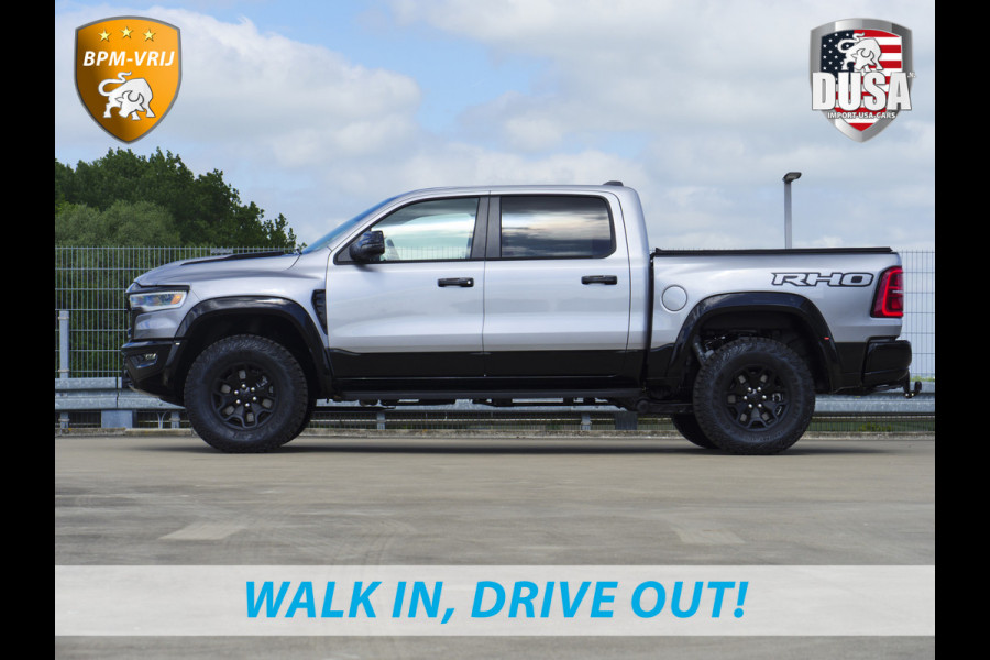 Dodge Ram | RHO | 3.0L Twin-Turbo I6 | 4x4 | Crew Cab Night Edtion | Panoramadak | 14,4-inch Touchscreen | Passenger Display | Getoonde accessoires zijn verkrijgbaar tegen meerprijs
