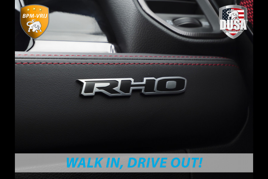 Dodge Ram | RHO | 3.0L Twin-Turbo I6 | 4x4 | Crew Cab Night Edtion | Panoramadak | 14,4-inch Touchscreen | Passenger Display | Getoonde accessoires zijn verkrijgbaar tegen meerprijs