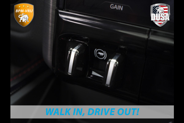 Dodge Ram | RHO | 3.0L Twin-Turbo I6 | 4x4 | Crew Cab Night Edtion | Panoramadak | 14,4-inch Touchscreen | Passenger Display | Getoonde accessoires zijn verkrijgbaar tegen meerprijs