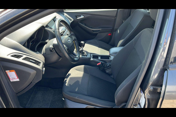 Ford FOCUS Wagon 1.0 Titanium | Stoelverwarming | Cruise control