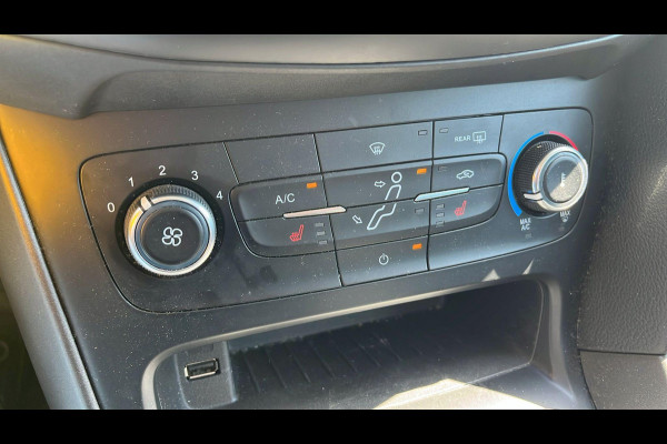 Ford FOCUS Wagon 1.0 Titanium | Stoelverwarming | Cruise control