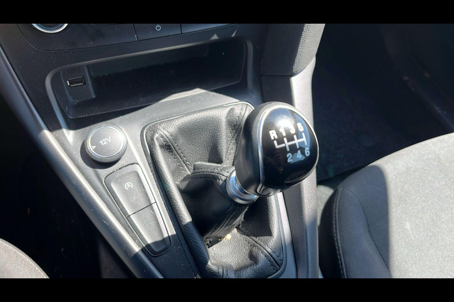 Ford FOCUS Wagon 1.0 Titanium | Stoelverwarming | Cruise control