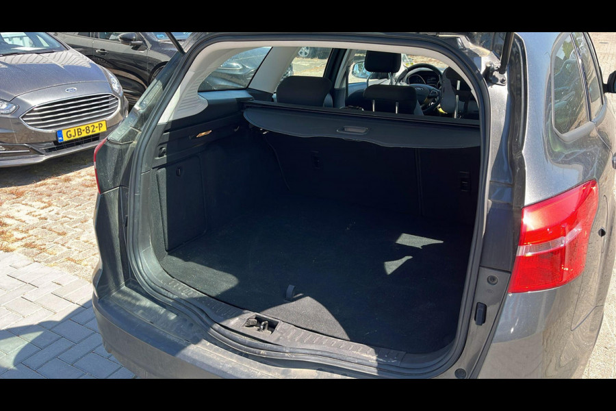Ford FOCUS Wagon 1.0 Titanium | Stoelverwarming | Cruise control
