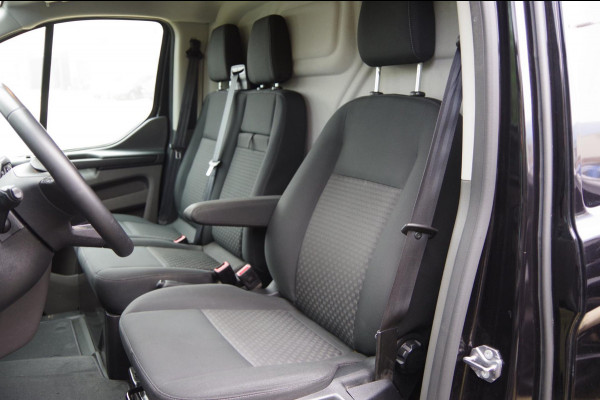 Ford Transit Custom 2.0 TDCI SPORT EDITION! 130PK, 3-ZITS, NAVI, CAMERA, CRUISE, STOELVERWARMING, PARKEERSENSOREN AIRCO, APPLE CARPLAY