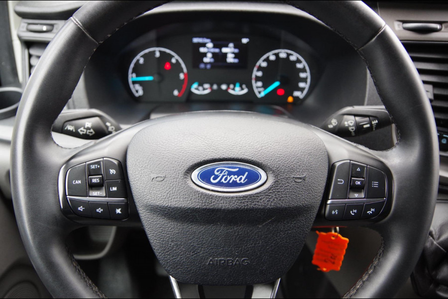 Ford Transit Custom 2.0 TDCI SPORT EDITION! 130PK, 3-ZITS, NAVI, CAMERA, CRUISE, STOELVERWARMING, PARKEERSENSOREN AIRCO, APPLE CARPLAY